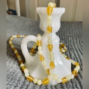 Vintage 70s Yellow and Cream Beaded Glass and Agate Necklace